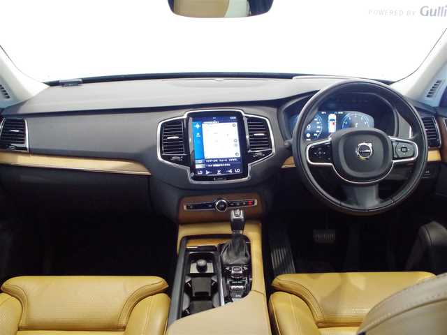 ボルボ ＸＣ９０ T6 AWD インスクリプション 岐阜県 2016(平28)年 5.5万km エンバーブラックメタリック ACC/ヘッドアップディスプレイ/純正ナビ/　Bluetooth/　フルセグTV/　AppleCarPlay/CitySafety（衝突回避・被害軽減ブレーキシステム）/BLIS（ブラインドスポットモニター）/クロストラフィックアラート/レーンキーピングエイド/ロードサインインフォメーション/360°ビューカメラ/パークアシストパイロット/エレクトロニックスタビリティコントロール（横滑り防止機能）/シートヒーター（前後列）/エアシート（前列）/3列シート/ETC2.0/純正フロアマット