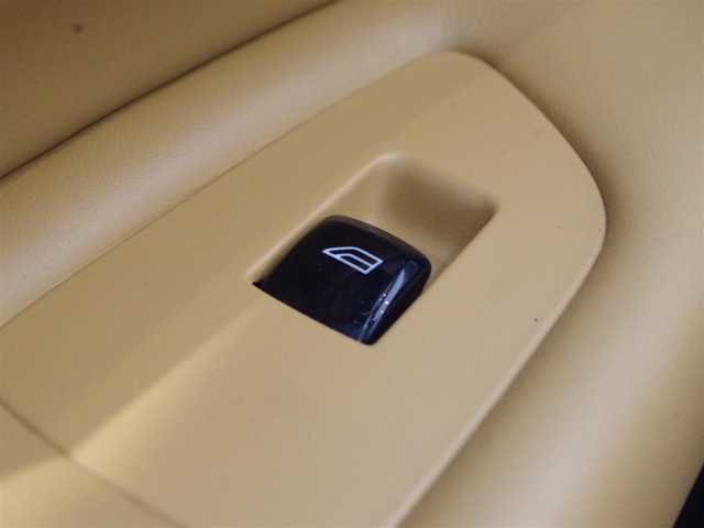 ボルボ ＸＣ９０ T6 AWD インスクリプション 岐阜県 2016(平28)年 5.5万km エンバーブラックメタリック ACC/ヘッドアップディスプレイ/純正ナビ/　Bluetooth/　フルセグTV/　AppleCarPlay/CitySafety（衝突回避・被害軽減ブレーキシステム）/BLIS（ブラインドスポットモニター）/クロストラフィックアラート/レーンキーピングエイド/ロードサインインフォメーション/360°ビューカメラ/パークアシストパイロット/エレクトロニックスタビリティコントロール（横滑り防止機能）/シートヒーター（前後列）/エアシート（前列）/3列シート/ETC2.0/純正フロアマット