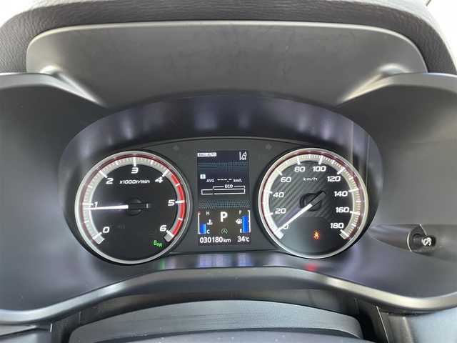 三菱 デリカＤ：５ P 石川県 2023(令5)年 3.1万km グラファイトグレーメタリック/ブラックマイカ 4WD/9型ナビ/フルセグTV/全方位カメラ/LEDヘッドライト/ETC/両側パワースライドドア/レーダークルーズ/レーダーブレーキ/ブラインドスポットモニター/スマートキー/プッシュスタート/シートヒーター/パワーバックドア/オートステップレス/保証書