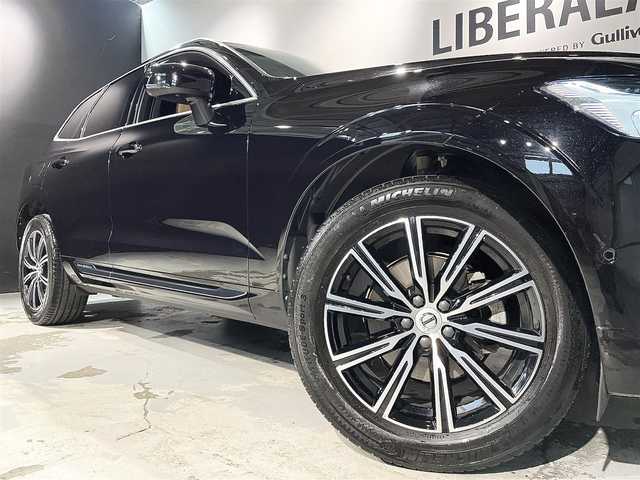 ボルボ ＸＣ６０ D4 AWD インスクリプション 道央・札幌 2020(令2)年 3.8万km オニキスブラックP CitySafety/全車速追従機能付ACC/パイロットアシスト/ステアリングアシスト付BLIS/レーンチェンジマージエイド/レーンキーピングエイド/クロストラフィックアラート/ロードサインインフォメーション/フルアクティブハイビーム/360°ビューカメラ/ブレーキオートホールド機能/パークアシストパイロット/ヘッドアップディスプレイ/パーフォレーテッドファインナッパレザー(アンバー)/8ウェイパワーシート(D/N)/電動ランバーサポート(D/N)/シートヒーター(全席)/ベンチレーション機能(D/N)/リラクゼーション機能(D/N)/harman/kardonプレミアムサウンド/HDDナビゲーション/フルセグTV/CDプレイヤー/ETC2.0/AppleCarPlay/AndroidAuto/ドリフトウッドパネル/本革巻シルクメタルステアリングホイール/ステアリングホイールヒーター/イルミネーテッド本革巻シフトノブ/インテリアイルミネーション/アンビエントライト/パワーテールゲート(ハンズフリー機構付)/4ゾーンフルオートマチックエアコン/LEDフロントフォグライト/取扱説明書/保証書/スペアキー