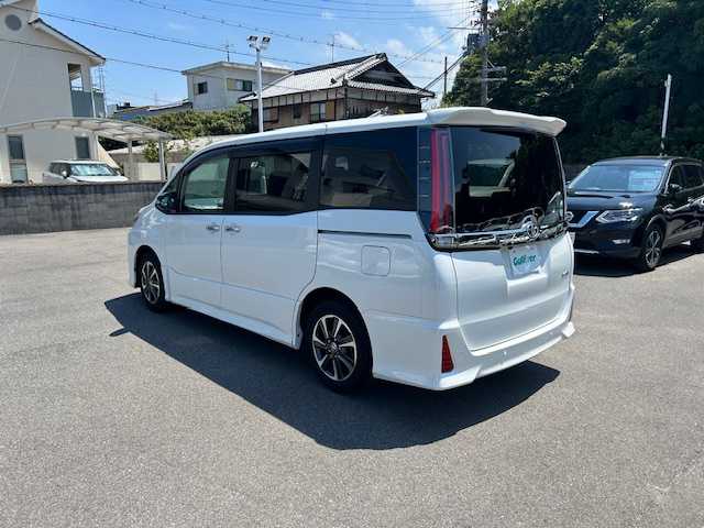 トヨタ ノア Si ダブルバイビーⅡ 大阪府 2020(令2)年 2.3万km ホワイトパールクリスタルシャイン ９型ナビ　/フルセグ　/Ｂｌｕｅｔｏｏｔｈ　/バックカメラ　/両側パワースライドドア　/ハーフレザーシート　/クルーズコントロール　/ビルトイン２．０ＥＴＣ　/ＬＥＤヘッドライト　/オートライト　/フロアーマット/サイドバイザー/オートハイビーム