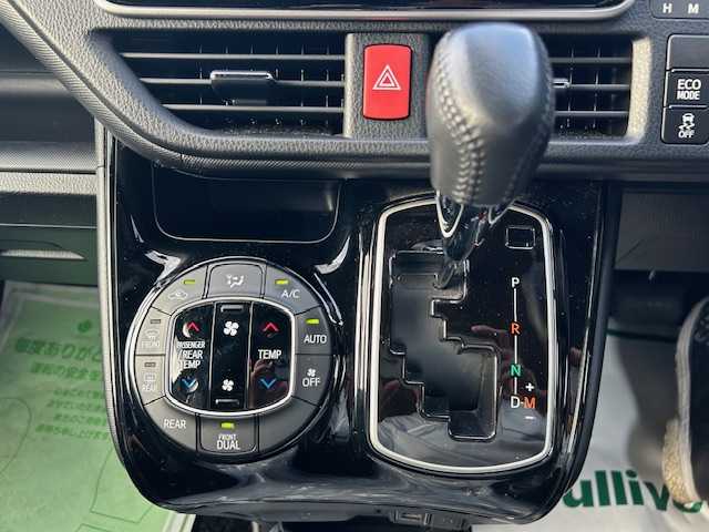 トヨタ ノア Si ダブルバイビーⅡ 大阪府 2020(令2)年 2.3万km ホワイトパールクリスタルシャイン ９型ナビ　/フルセグ　/Ｂｌｕｅｔｏｏｔｈ　/バックカメラ　/両側パワースライドドア　/ハーフレザーシート　/クルーズコントロール　/ビルトイン２．０ＥＴＣ　/ＬＥＤヘッドライト　/オートライト　/フロアーマット/サイドバイザー/オートハイビーム