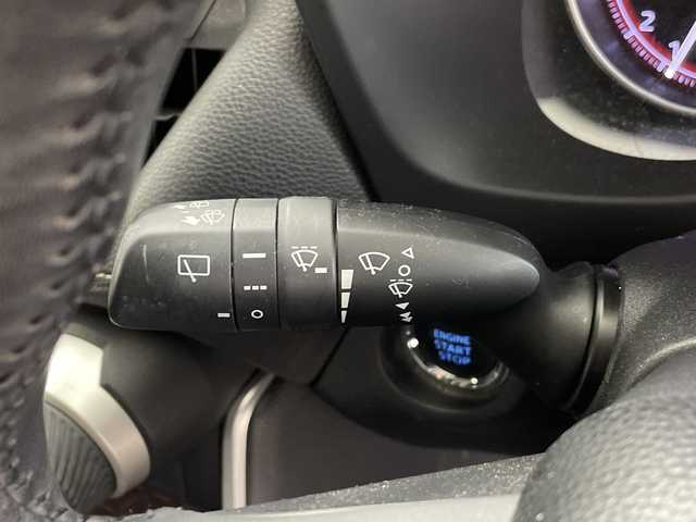 トヨタ ＲＡＶ４ G Zパッケージ 鹿児島県 2019(令1)年 5.8万km ホワイトパールクリスタルシャイン アルパイン製9インチナビ/(BT/CD/DVD/フルセグTV/AM/FM)/トヨタセーフティセンス/レーダークルーズコントロール/プリクラッシュセーフティ/レーンキープアシスト/オートマチックハイビーム/ブラインドスポットモニター/デジタルインナーミラー/パワーバックドア/レザーシート/前席シートヒーター/ステアリングヒーター/革巻きステアリング/ステアリングスイッチ/バックカメラ/純正フロアマット/純正LEDヘッドライト/純正19インチアルミホイール/スペアキー/保証書/取扱説明書