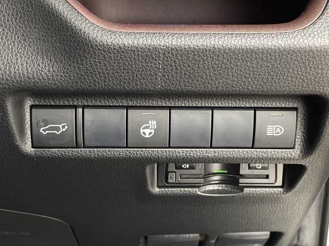 トヨタ ＲＡＶ４ G Zパッケージ 鹿児島県 2019(令1)年 5.8万km ホワイトパールクリスタルシャイン アルパイン製9インチナビ/(BT/CD/DVD/フルセグTV/AM/FM)/トヨタセーフティセンス/レーダークルーズコントロール/プリクラッシュセーフティ/レーンキープアシスト/オートマチックハイビーム/ブラインドスポットモニター/デジタルインナーミラー/パワーバックドア/レザーシート/前席シートヒーター/ステアリングヒーター/革巻きステアリング/ステアリングスイッチ/バックカメラ/純正フロアマット/純正LEDヘッドライト/純正19インチアルミホイール/スペアキー/保証書/取扱説明書