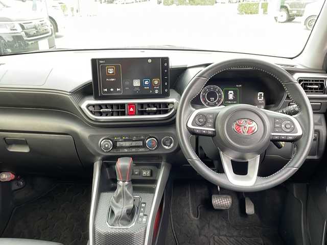 トヨタ ライズ Z 長野県 2020(令2)年 4.5万km シャイニングホワイトパール モデリスタエアロ(F・S・R)/トヨタセーフティセンス/純正9インチディスプレイオーディオ/FM・AM・フルセグTV・Bluetooth/AppleCarPlay対応/パノラミックビューモニター/純正17インチアルミホイール/レーダークルーズコントロール/前後ドライブレコーダー/前後コーナーセンサー/前席シートヒーター/ステアリングスイッチ/革巻きステアリング/LEDヘッドライト/オートライト/フォグランプ/プッシュスタート/スマートキー