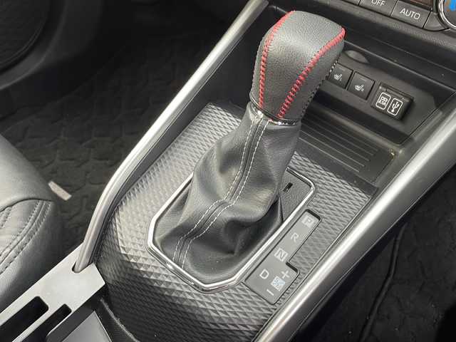 トヨタ ライズ Z 長野県 2020(令2)年 4.5万km シャイニングホワイトパール モデリスタエアロ(F・S・R)/トヨタセーフティセンス/純正9インチディスプレイオーディオ/FM・AM・フルセグTV・Bluetooth/AppleCarPlay対応/パノラミックビューモニター/純正17インチアルミホイール/レーダークルーズコントロール/前後ドライブレコーダー/前後コーナーセンサー/前席シートヒーター/ステアリングスイッチ/革巻きステアリング/LEDヘッドライト/オートライト/フォグランプ/プッシュスタート/スマートキー