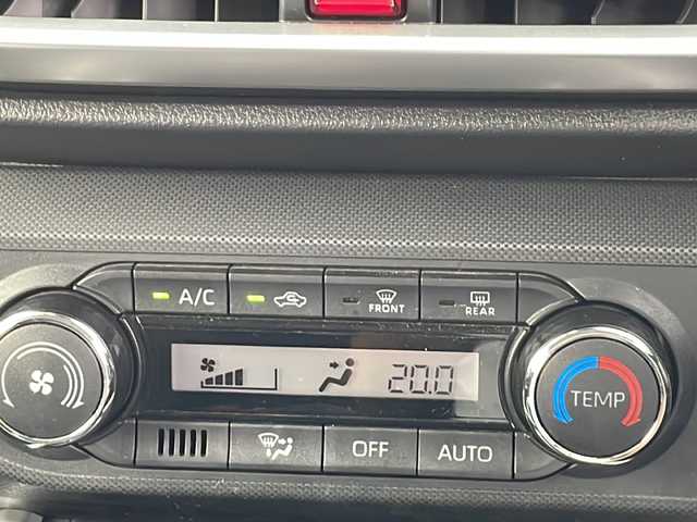 トヨタ ライズ Z 長野県 2020(令2)年 4.5万km シャイニングホワイトパール モデリスタエアロ(F・S・R)/トヨタセーフティセンス/純正9インチディスプレイオーディオ/FM・AM・フルセグTV・Bluetooth/AppleCarPlay対応/パノラミックビューモニター/純正17インチアルミホイール/レーダークルーズコントロール/前後ドライブレコーダー/前後コーナーセンサー/前席シートヒーター/ステアリングスイッチ/革巻きステアリング/LEDヘッドライト/オートライト/フォグランプ/プッシュスタート/スマートキー