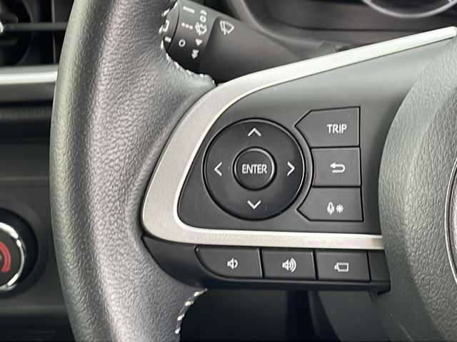 トヨタ ライズ Z 長野県 2020(令2)年 4.5万km シャイニングホワイトパール モデリスタエアロ(F・S・R)/トヨタセーフティセンス/純正9インチディスプレイオーディオ/FM・AM・フルセグTV・Bluetooth/AppleCarPlay対応/パノラミックビューモニター/純正17インチアルミホイール/レーダークルーズコントロール/前後ドライブレコーダー/前後コーナーセンサー/前席シートヒーター/ステアリングスイッチ/革巻きステアリング/LEDヘッドライト/オートライト/フォグランプ/プッシュスタート/スマートキー