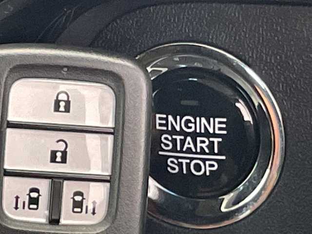 ホンダ ステップワゴン スパーダ クールスピリット 愛知県 2015(平27)年 5.1万km コバルトブルーパール 純正ナビ/全方位カメラ/両側パワースライドドア/レーダークルーズコントロール/シートヒーター/バックカメラ/コーナーセンサー/純正アルミホイール/LEDヘッドライト/リアオートエアコン/レーンキープアシスト/オートライト/ドライブレコーダー/ETC/衝突軽減システム/CD DVD/Bluetooth/ステアリングスイッチ/スマートキー/プッシュスタート