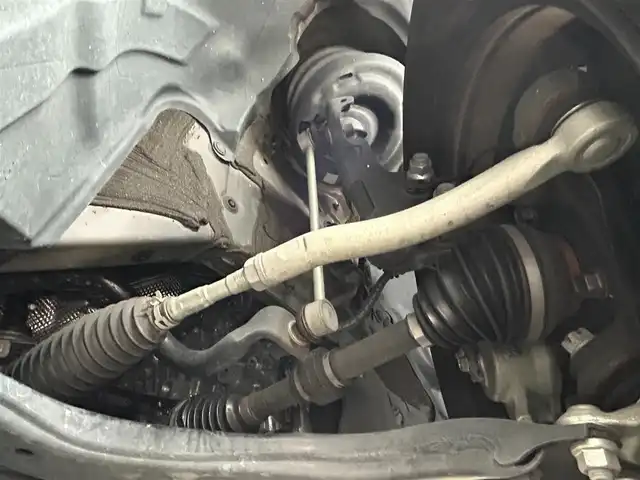 トヨタ カムリ X 滋賀県 2021(令3)年 3.8万km アティチュードブラックマイカ 9インチ純正ナビ/(FM/AM/USB/Bluetooth)/バックカメラ/ETC/前ドライブレコーダー/ＴｏｙｏｔａＳａｆｅｔｙＳｅｎｓｅ/・プリクラッシュブレーキアシスト	/・レーンキープアシスト		/・レーダークルーズコントロール/・標識検知機能	/電動格納ミラー/電子パーキング/ブレーキホールド/ステアリングスイッチ/オートライト/LEDヘッドライト/フロントフォグ/オートマチックハイビーム/フルオートエアコン/プッシュスタート/スマートキー/純正フロアマット/USB端子/ドライブモードセレクト/EVモード