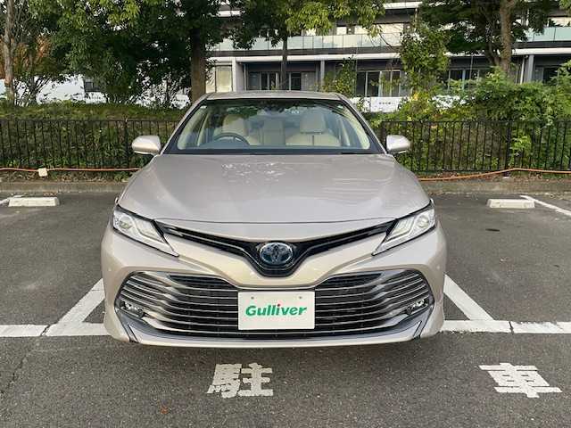 トヨタ カムリ 宮城県 2017(平29)年 1.7万km スティールブロンドM トヨタセーフティーセンス/・プリクラッシュセーフティ/・オートマチックハイビーム/・レーダークルーズコントロール/・ブラインドスポットモニター/・先行車発信アラート/・リヤクロストラフィックアラート/・後退時車両検知警報/・クリアランスソナー/純正ナビ/・フルセグTV/Bluetooth/USB/・ETC/・ドライブレコーダー/ヘッドアップディスプレイ/電子パーキング/・オートホールド/ステアリングスイッチ/レザーシート/・シートヒーター（運転席・助手席）/・パワーシート（運転席・助手席）/LEDヘッドライト/・オートライト/・オートマッチクハイビーム/・フォグランプ/アイドリングストップ/・プッシュスタート/・スマートキー/純正フロアマット/純正18インチアルミホイール/電動格納ミラー/ドアバイザー