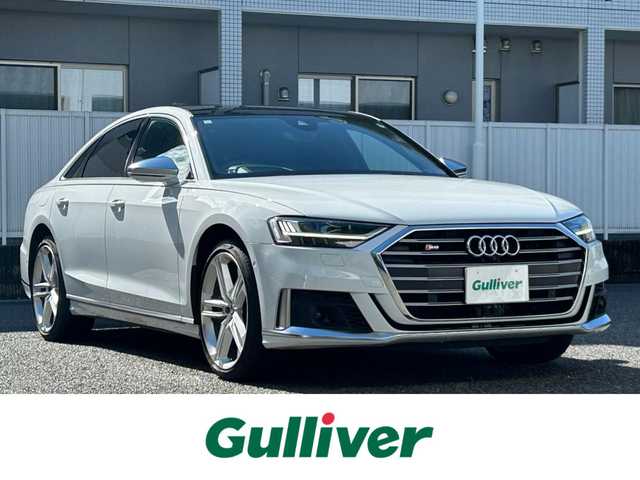 アウディ Ｓ８ 愛知県 2020(令2)年 5.8万km グレイシアホワイトメタリック ワンオーナー/純正メモリナビ(USB/DVD/BT/AppleCarPlay/AndroidAuto/フルセグ)/Audiドライバーアシスト/ ・速度警告/ ・アダクティブドライブアシスト/ ・接近警告/ ・Audiプレセンス/ ・Audiサイドアシスト/ ・レーン逸脱警告/Audiドライブセレクト/アダクティブサス/インテリジェントコースティング/パーキングエイド/リアクロストラフィックアシスト/サンルーフ/BANG&OLVFSENサウンド/アラウンドビュー・バックカメラ/4WD/ターボ/パワーバックドア/パドルシフト/レザーシート/パワーシート/シートヒーター・エアシート/ETC2.0/LEDヘッドライト/純正AW21インチ/電動格納ミラー/純正フロアマット/アイドリングストップ/プッシュスタート/スマートキー・スペアキー１本/ステアリングリモコン/ハンズフリー/ABS/取扱説明書・保証書
