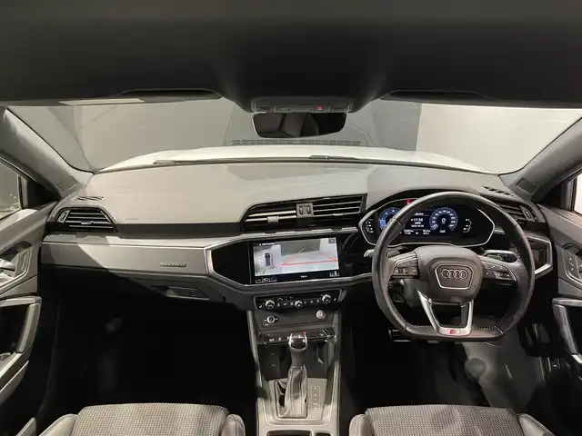 アウディ アウディ Ｑ３ 35TDIクワトロ Sライン 道央・札幌 2020(令2)年 3.6万km パール ベーシックパッケージ/・シートヒーター/・シート電動調整機能/・ステアリングホイール３スポークレザーマルチファンクションパドルシフトフラットボトム/・オートマチックテールゲート/・Audiホールドアシスト/・ランバーサポート４ウェイ/テクノロジーパッケージ/・スマートフォンインターフェイス/・ワイヤレスチャージング/アンビエントライティング/Audiパーキングシステム/Slineバンパー/シートベルトモニタリング/サウンドビューカメラ/バーチャルコックピット/エレクトロメカニカルパーキングブレーキ/ドアシルトリムslineロゴ/ルームミラー自動防眩/アドバンスキーシステム/ビルトイン2.0ETC