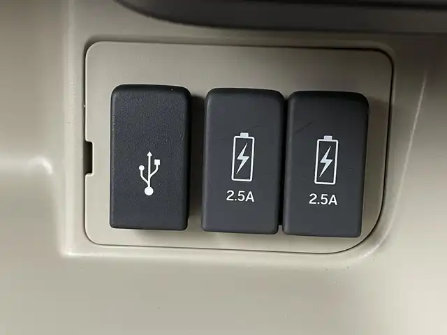 ホンダ Ｎ ＢＯＸ G L ホンダセンシング 宮城県 2020(令2)年 0.9万km モーニングミストブルーM ワンオーナー				/純正7インチナビ【VXM-214VFi】/・DTV/SD/CD/DVD/BT								/バックカメラ/ホンダセンシング/・衝突軽減ブレーキ/・アダプティブクルーズコントロール/・車線維持支援システム/・誤発進抑制機能/・後方誤発進抑制機能/ビルトインETC					/左側パワースライドドア				/クルーズコントロール				/純正前側ドライブレコーダー						/オートライト				/純正LEDヘッドライト							/プッシュEgスタート/ストップ				/スマートキー×2				/ドアバイザー				/純正フロアマット	/取扱説明書/ナビ取扱説明書	/新車時保証書