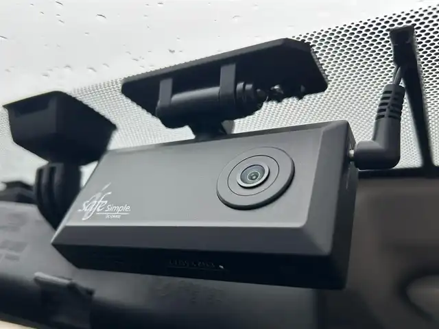 トヨタ プリウス α S ツーリングセレクション 静岡県 2015(平27)年 5.1万km アティチュードブラックマイカ スマートキー/プッシュスタート/トヨタ純正SDナビ/FM/AM/CD/フルセグTV/BT/ドライブレコーダー/バックカメラ/ビルトインETC/純正リアスポイラー/純正17インチAW/SRSエアバッグ/横滑り防止装置/LEDヘッドライト/スペアキー