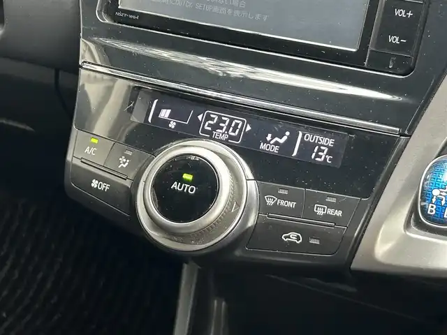 トヨタ プリウス α S ツーリングセレクション 静岡県 2015(平27)年 5.1万km アティチュードブラックマイカ スマートキー/プッシュスタート/トヨタ純正SDナビ/FM/AM/CD/フルセグTV/BT/ドライブレコーダー/バックカメラ/ビルトインETC/純正リアスポイラー/純正17インチAW/SRSエアバッグ/横滑り防止装置/LEDヘッドライト/スペアキー