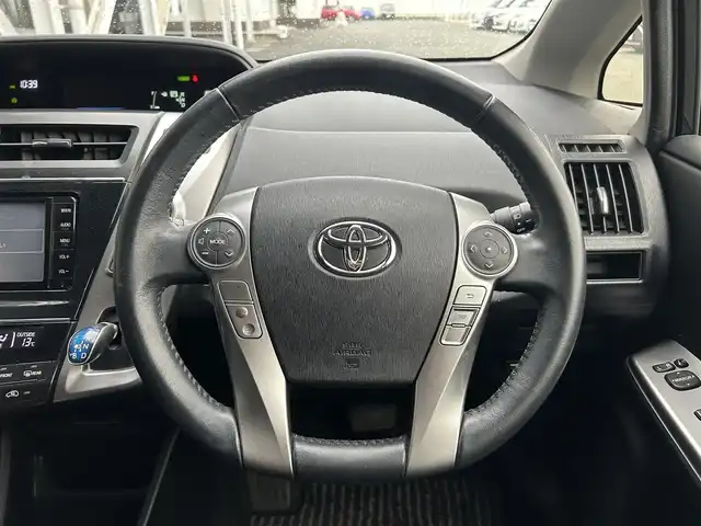 トヨタ プリウス α S ツーリングセレクション 静岡県 2015(平27)年 5.1万km アティチュードブラックマイカ スマートキー/プッシュスタート/トヨタ純正SDナビ/FM/AM/CD/フルセグTV/BT/ドライブレコーダー/バックカメラ/ビルトインETC/純正リアスポイラー/純正17インチAW/SRSエアバッグ/横滑り防止装置/LEDヘッドライト/スペアキー