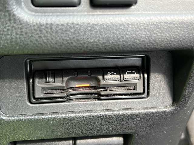 日産 ジューク ニスモ 秋田県 2013(平25)年 8.3万km ブリリアントホワイトパール 純正SDナビ/純正TV、CD/バックカメラ/ドライブレコーダー/社外」18インチAW/ETC/スペアキー/取り扱い説明書