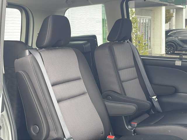 日産 セレナ e－パワー ハイウェイスター V 千葉県 2021(令3)年 4.9万km ブリリアントホワイトパール １１型ナビEX11NX　全方位カメラ　プロパイロット スマートルームミラー　ＥＴＣ　両側パワースライドドア　ハンズフリーオートスライドドア　ドラレコ　エマブレ LEDライト オートライト 前後ソナー