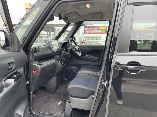 日産 ルークス ハイウェイスター Gターボ 道東・釧路十勝 2021(令3)年 2.2万km ブラック 4WD/ワンオーナー/運転支援システム/・エマージェンシーブレーキ/・車線逸脱警報/・先行車発進お知らせ/・標識表示/ (速度/道路)/・ソナー/ (フロント/リア)/・ふらつき警報/純正メモリナビ/ (CD/DVD/BT)/フルセグTV/バックカメラ/アラウンドビューモニター/純正ドライブレコーダー/革巻きステアリング/ステアリングスイッチ/シートヒーター/ (運転席/助手席)/片側パワースライドドア/オートスライドドアスイッチ/プッシュスタート/スマートキー/スペアキー/純正15インチAW付サマータイヤ積込/純正15インチAW/純正LEDヘッドライト/オートライト/オートマチックハイビーム/ヘッドライトレベライザー/フォグランプ/ウインカーミラー/電動格納ミラー/純正ドアバイザー/純正フロアマット/アイドリングストップ/ナビ取扱説明書/取扱説明書/保証書