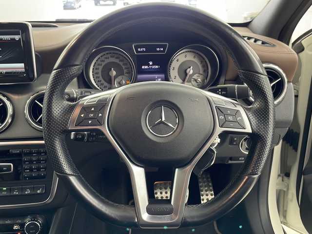 メルセデス・ベンツ ＧＬＡ２５０ 4マチック エディション1 道央・札幌 2014(平26)年 5.1万km カルサイトホワイト ・4WD/・衝突被害軽減ブレーキ/・アクティブシートベルト/・アダプティブクルーズコントロール/・レーンアシスト/・パノラミックスライディングルーフ/・純正8インチディスプレイナビ/・BT/CD/SD/フルセグ/・バックカメラ/・パワーバックドア/・ディストロニックプラス/・HIDオートライト/フォグランプ/・レザーシート/メモリーパワーシート/・シートヒーター/・純正17インチAW/・スマートキー×2/・ETC/・純正19インチAW付きサマータイヤ積込