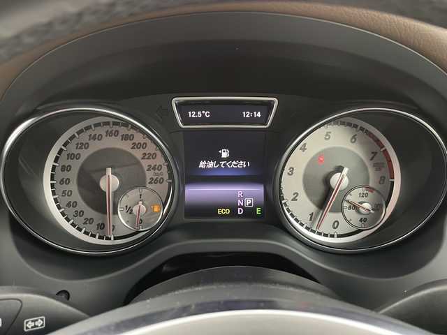 メルセデス・ベンツ ＧＬＡ２５０ 4マチック エディション1 道央・札幌 2014(平26)年 5.1万km カルサイトホワイト ・4WD/・衝突被害軽減ブレーキ/・アクティブシートベルト/・アダプティブクルーズコントロール/・レーンアシスト/・パノラミックスライディングルーフ/・純正8インチディスプレイナビ/・BT/CD/SD/フルセグ/・バックカメラ/・パワーバックドア/・ディストロニックプラス/・HIDオートライト/フォグランプ/・レザーシート/メモリーパワーシート/・シートヒーター/・純正17インチAW/・スマートキー×2/・ETC/・純正19インチAW付きサマータイヤ積込