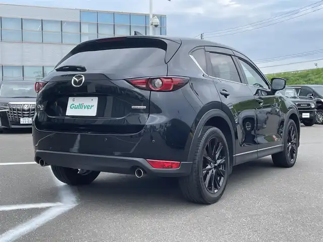 マツダ ＣＸ－５ 25S ブラックトーンED 青森県 2021(令3)年 2.9万km ジェットブラックマイカ ・4WD/・10インチ純正ディスプレイナビ/　(Bt/USB/フルセグTV)/・全方位カメラ/・ヘットアップディスプレイ/・アダプティブクルーズコントロール/・レーンキープアシスト/・衝突軽減ブレーキ/・車間認識支援/・車線逸脱抑制機能/・ブラインドスポットモニター/・パーキングアシスト/・アイドリングストップ/・ヒルスタートアシスト/・パワーバックドア/・黒ハーフレザーシート/・D席パワーシート/・前席シートヒーター/・ステアリングスイッチ/・ステアリングヒーター/・ETC/・LEDヘッドライト/フォグ/・オートライト/・フロントフォグランプ/・電動格納ミラー/・ウィンカーミラー/・電動パーキング/・オートホールドブレーキ/・純正19インチアルミホイール/・純正フロアマット/・前後ドラレコ/・前後バンパーソナー/・リア5面プライバシーガラス/・W/サイド/カーテンエアバッグ /・プッシュスタート/・ABS/・スマートキー/・保証書/取説/ナビ取説/・社外アルミホイール＋冬タイヤ積込