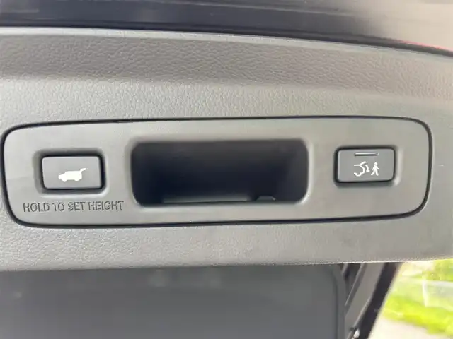 ホンダ ヴェゼル ハイブリッド e:HEV Z 福岡県 2021(令3)年 7.4万km クリスタルブラックパール ワンオーナー/純正9型ナビ(BT/AM/FM)/フルセグTV/ハンズフリーパワーバックドア/バックカメラ/ドライブレコーダー/渋滞追従機能付アダプティブクルーズコントロール/ソナーセンサー/ホンダセンシング/・衝突軽減ブレーキ/・誤発進抑制機能(前後)/・近距離衝突軽減ブレーキ/・歩行者事故軽減ステアリング/・車線維持支援システム/・先行車発進お知らせ機能/・標識認識機能/・オートハイビーム/フルLEDヘッドランプ(オートレベリング機構)/本革巻きステアリング/ステアリングヒーター/パドルシフト/合皮/ファブリックコンビシート/前席シートヒーター/純正18インチアルミホイール/スマートキー/禁煙車