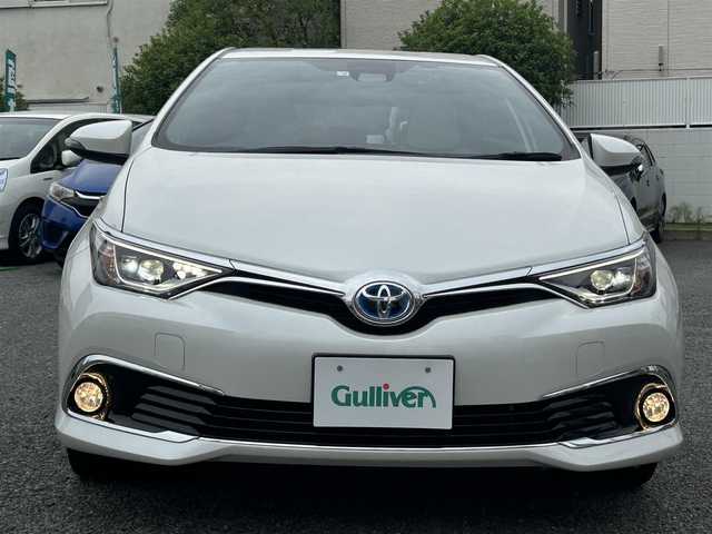 トヨタ オーリスハイブリッド Gパッケージ 兵庫県 2016(平28)年 3.4万km ホワイトパールクリスタルシャイン ・社外メモリーナビ/・フルセグテレビ/・DVD再生可能/・Bluetooth接続可能/・ステアリングリモコン/・バックカメラ/・ETC/・ハーフレザーシート/・シートヒーター/・クルーズコントロール/・プリクラッシュセーフティ/・レーンディーパーチャーアラート/・ドライブレコーダー/・オートLEDヘッドランプ/・純正17インチAW