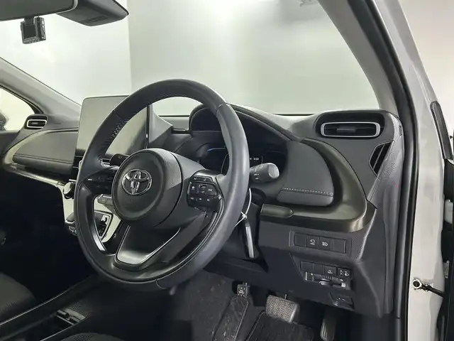 トヨタ アクア Z 佐賀県 2021(令3)年 0.8万km プラチナホワイトパールマイカ 純正10.5インチディスプレイオーディオ/ナビ機能付き/Bluetooth/Androidauto/Applecarplay/全方位カメラ/衝突被害軽減システム/ブラインドスポットモニター/レーダークルーズコントロール/レーンアシスト/クリアランスソナー/パーキングサポートブレーキ/ロードサインアシスト/オートライト/オートマチックハイビーム/LEDヘッドライト/LEDフォグライト/社外前後ドライブレコーダー/ビルトインETC2.0/AC100V電源/純正フロアマット/純正15インチアルミホイール