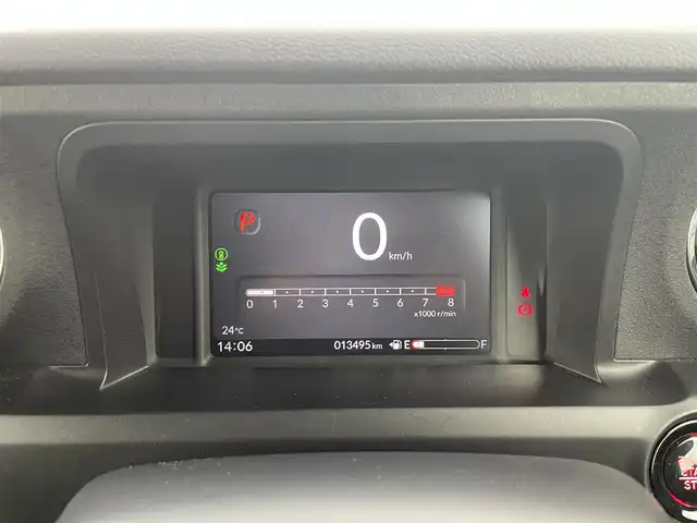 ホンダ Ｎ ＢＯＸ カスタム 愛知県 2023(令5)年 1.4万km プラチナホワイトパール N-BOXカスタム （NA車）/・純正ディスプレイオーディオ/・フルセグテレビ/・Bluetooth/USB接続機能/・バックカメラ/・ETC2.0/・ベンチシート/・シートヒーター（運転席・助手席）/・純正フロアマット/・両側電動スライドドア/・純正14インチアルミホイール/・純正LEDヘッドライト/・オートマチックハイビーム/・衝突軽減ブレーキ/・レーンキープアシスト/・アダプティブクルーズコントロール/・電動パーキングブレーキ/・ブレーキホールド/・スマートキー/・プッシュスタート/・オートエアコン