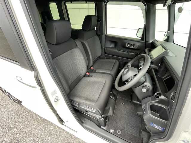 ホンダ Ｎ ＢＯＸ カスタム 千葉県 2023(令5)年 1.4万km プラチナホワイトパール N-BOXカスタム （NA車）/・純正8インチ Honda CONNECTナビ/・フルセグテレビ/・Bluetooth/USB接続機能/・バックカメラ/・ETC2.0/・ベンチシート/・シートヒーター（運転席・助手席）/・純正フロアマット/・両側電動スライドドア/・純正14インチアルミホイール/・純正LEDヘッドライト/・オートマチックハイビーム/・衝突軽減ブレーキ/・レーンキープアシスト/・アダプティブクルーズコントロール/・電動パーキングブレーキ/・ブレーキホールド/・スマートキー/・プッシュスタート/・オートエアコン