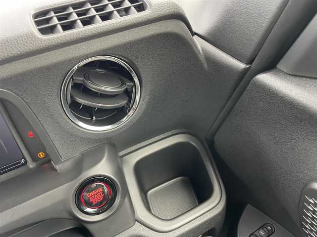 ホンダ Ｎ ＢＯＸ カスタム 千葉県 2023(令5)年 1.4万km プラチナホワイトパール N-BOXカスタム （NA車）/・純正8インチ Honda CONNECTナビ/・フルセグテレビ/・Bluetooth/USB接続機能/・バックカメラ/・ETC2.0/・ベンチシート/・シートヒーター（運転席・助手席）/・純正フロアマット/・両側電動スライドドア/・純正14インチアルミホイール/・純正LEDヘッドライト/・オートマチックハイビーム/・衝突軽減ブレーキ/・レーンキープアシスト/・アダプティブクルーズコントロール/・電動パーキングブレーキ/・ブレーキホールド/・スマートキー/・プッシュスタート/・オートエアコン