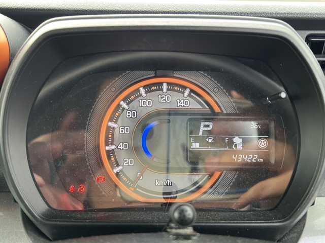 スズキ スペーシア ギア HYBRID XZ 鹿児島県 2019(令1)年 4.4万km アクティブイエロー/ガンメタリック2トーン ワンオーナー/シートヒーター/デュアルセンサーブレーキ/後席サーキュレーター/KENWOOD(DPX-U7408TH)/Bluetoothオーディオ/USB端子/AUX端子/スマホハンズフリー通話（TELボタン有）/オートライト/両側パワースライド/シートリフター/後席シェード/電動格納ミラー/ウィンカーミラー/ルーフレール/ステアリングスイッチ/純正フロアマット/純正アルミホイール