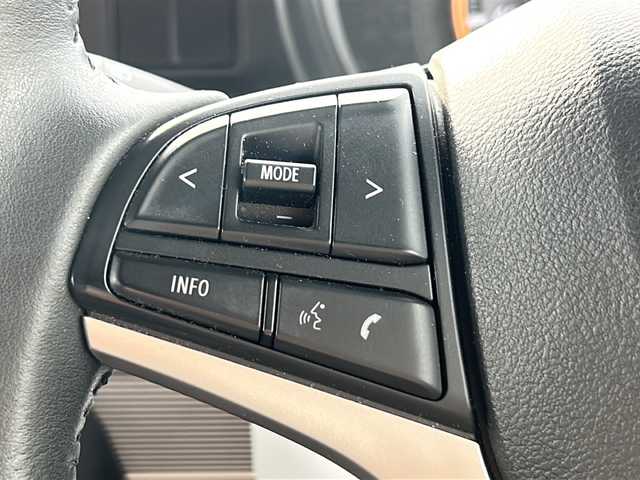 スズキ スペーシア ギア HYBRID XZ 鹿児島県 2019(令1)年 4.4万km アクティブイエロー/ガンメタリック2トーン ワンオーナー/シートヒーター/デュアルセンサーブレーキ/後席サーキュレーター/KENWOOD(DPX-U7408TH)/Bluetoothオーディオ/USB端子/AUX端子/スマホハンズフリー通話（TELボタン有）/オートライト/両側パワースライド/シートリフター/後席シェード/電動格納ミラー/ウィンカーミラー/ルーフレール/ステアリングスイッチ/純正フロアマット/純正アルミホイール