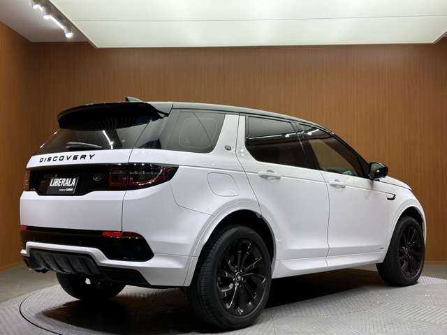 ランドローバー ランドローバー ディスカバリースポーツ Rダイナミック S 千葉県 2020(令2)年 4.7万km フジホワイト ドライブパック　　/ブラックエクステリアパック　/ＡＣＣ　/黒革　/ナビ　/ＴＶ　/３６０°シートＨ　/電動リアゲート　/クリアサイトミラー　/ワイヤレスチャージング　/衝突軽減Ｂ　/ＢＳＭ　/ＬＫＡ　/コントラストルーフ