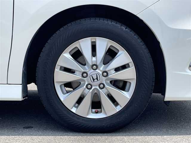 ホンダ ステップワゴン スパーダ Z 群馬県 2011(平23)年 7.7万km プレミアムホワイトパール カロッツェリア製ナビ(ＴＶ・ＤＶＤ・ＣＤ・ＦＭ・ＡＭ)/アルパイン後席モニター/両側パワスラ/スマートキー/ＥＴＣ/Ｂカメラ/純正AW/純正フロアマット/ドアバイザー/革巻きステアリング/オートライト