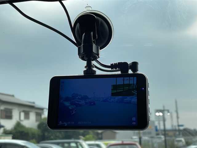 ダイハツ タント カスタム X 岐阜県 2016(平28)年 5.6万km ファイアークォーツレッドM 登録時走行距離：55370km/純正SDナビ（NSZN-W66D）/バックカメラ/フルセグテレビ・CD・DVD・BT・AM・FM・SD・USB/前後ドライブレコーダー/パワースライドドア/ETC/LEDヘッドライト/オートライト/プッシュスタート/スマートキー/純正14インチアルミホイール/横滑り防止装置/盗難防止装置/ドアバイザー/純正フロアマット/スペアキー後送