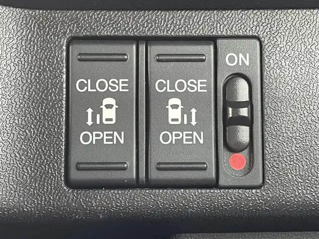 ホンダ ステップワゴン スパーダクールスピリット HセンシングBスタイル 福岡県 2019(令1)年 5.8万km プラチナホワイトパール 純正SDナビ(フルセグTV/CD/DVD/BT)アルパイン後席モニターバックモニターホンダセンシングレーダークルコン両側パワスラETCシートヒーターUSBポート純正LEDヘットライト純正17インチアルミホイール純正フロアマットスマートキープッシュスタート