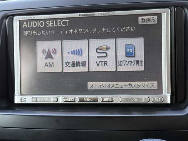 トヨタ ヴォクシー X 道南・函館 2012(平24)年 8.5万km ホワイトパールクリスタルシャイン ・寒冷地仕様/・社外SDナビ/・フルセグTV/・バックカメラ/・ETC/・前方ドライブレコーダー/・ホイール付スタッドレスタイヤ積込/・片側パワースライドドア/・ワイパーデアイサー/・リモコンキー/・保証書/・取扱説明書