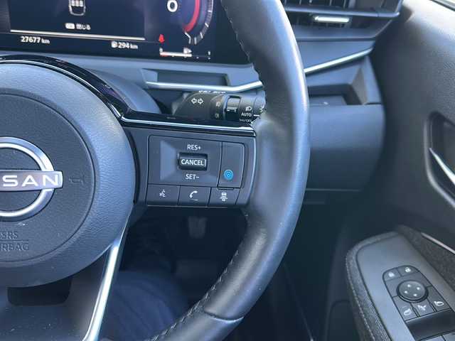 日産 オーラ G レザーエディション 神奈川県 2022(令4)年 2.8万km ピュアホワイトパール / スーパーブラック 2トーン ワンオーナー/純正ナビ/(USB/BT/HDMI/AppleCarplay/フルセグTV)/プロパイロット/レーダークルーズコントロール/BOSEサウンドシステム/全方位カメラ/置くだけ充電/ブラインドスポットモニター/レーンキープアシスト/ハンドル支援/駐車支援/デジタルインナーミラー/レザーシート/D/N席シートヒーター/ステアリングヒーター/ステアリングスイッチ/ビルトインETC2.0/ISOFIX/純正ドアバイザー/純正フロアマット/オートマチックハイビーム/オートライト/取扱説明書/保証書/スペアキー×１