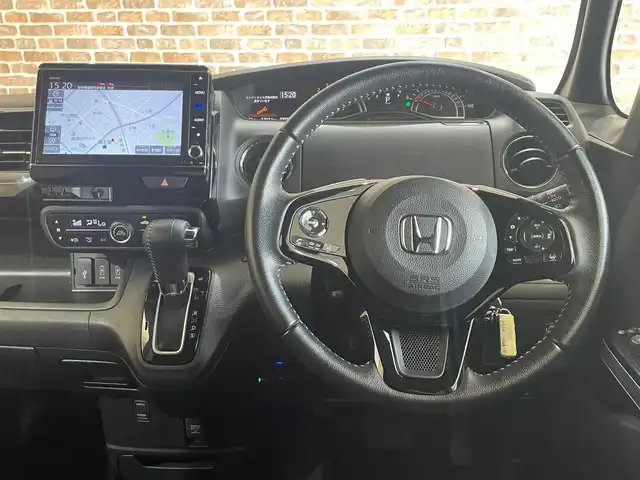 ホンダ Ｎ ＢＯＸ カスタム L ターボ 岩手県 2021(令3)年 4万km シャイニンググレーM ４WD/ターボ/両側パワースライドドア/ホンダセンシング/衝突軽減ブレーキ/アダプティブクルーズコントロール/レーンキープアシスト/オートハイビーム/誤発進抑制機能/パーキングセンサーシステム/横滑り防止装置/アイドリングストップ/パドルシフト/純正ナビ/フルセグTV/バックカメラ/ETC/ドライブレコーダー/LEDヘッドライト/純正アルミホイール