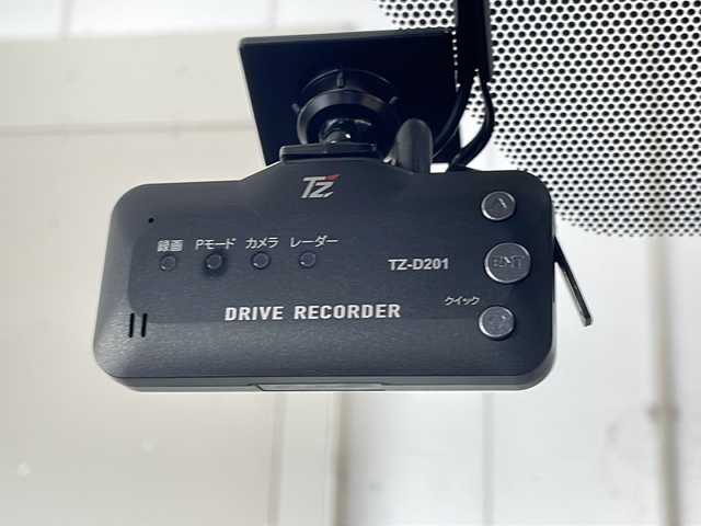 トヨタ ノア Si ダブルバイビーⅡ 京都府 2020(令2)年 2.4万km ブラック 純正９インチナビ　Ｂｌｕｅｔｏｏｔｈオーディオ　フルセグ　ＤＶＤ再生　バックカメラ　フリップダウンモニター　両側パワースライド　クルーズコントロール　ドライブレコーダー　ビルトインＥＴＣ　ＬＥＤライト
