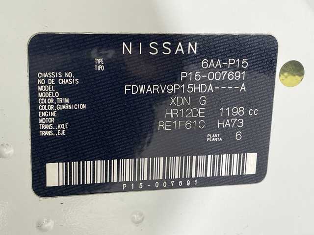 日産 キックス X 神奈川県 2020(令2)年 2.8万km ブリリアントホワイトパール/ピュアブラック 2トーン 2トンカラー部リリアンホワイトパール【XDN】/純正9型SDナビゲーション【MM319D-L】/フルセグ　CD DVD Bluetooth　SD　AM FM /インテリジェントアラウンドビューモニター/インテリジェントルームミラー/セーフティアシスト/プロパイロット/インテリジェントエマージェンシーブレーキ/インテリジェントLI【車線逸脱防止支援システム】/LDW車線逸脱警報/インテリジェントDA【ふらつき警報】/踏み間違い防止アシスト/ハイビームアシスト/アイドリングストップ/SOSコール/電動パーキングブレーキ/オートブレーキホールド/革巻きステアリング/ステアリングスイッチ/アダバンスドドライブアシストディスプレイ/合皮コンビシート/ビルトインETC/社外前方ドライブレコーダー/プッシュスタート/スマートキー/LEDヘッドランプ/オートライト/LEDフロントフォグランプ/純正17インチアルミホイール/シルバールーフレール
