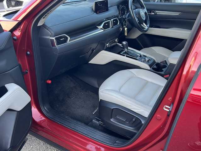 マツダ ＣＸ－５ XD Lパッケージ 大阪府 2017(平29)年 7.4万km ソウルレッドクリスタルM １オーナー　ナビ　バックカメラ　白革シート　パワーバックドア　前席シートヒーター　ハンドルヒーター　電動パーキング　前後ドラレコ　コーナーセンサー　ＣＤ　ＤＶＤ　ＢＴ　フルセグＴＶ　ＨＵＤ　ＥＴＣ