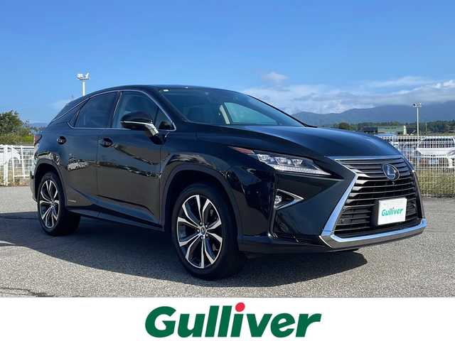 レクサス ＲＸ 450h バージョンL 富山県 2019(平31)年 9.9万km グラファイトブラックガラスフレーク 禁煙車/４ＷＤ/ワンオーナー/純正ディスプレイオーディオナビ/　・BlueTooth/CD/DVD/　・フルセグTV/全方位カメラ/社外後席モニター/トヨタセーフティセンス/　・クルーズコントロール/　・レーンキープアシスト/　・衝突軽減ブレーキ/　・コーナーセンサー/純正フロアマット/純正アルミホイール/電動リアゲート/シートベンチレーション/　・ヒートシーター(全席)/　・エアシート(運転席・助手席)/オートライト/オートマチックハイビーム/LEDヘッドライト/ハンドルウォーマー/電動格納ミラー/ドライブレコーダー/ETC2.0/保証書・記録簿/取扱説明書