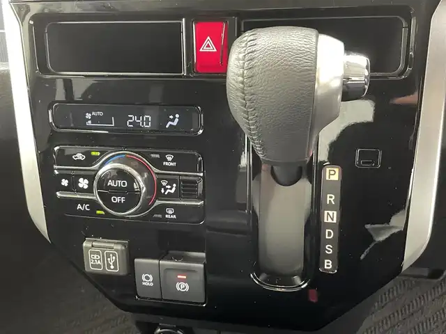 トヨタ ルーミー カスタムG 熊本県 2023(令5)年 1.1万km パールホワイトⅢ 純正9インチディスプレイオーディオ（ＡｐｐｌＣａｒＰｌａｙ・ＡｎｄｒｏｉｄＡｕｔｏ・ＢＴ・フルセグ・ＵＳＢ）/TVキャンセラー/全周囲カメラ　/社外前後ドライブレコーダー　/ビルトインＥＴＣ２．０　/両側パワースライドドア/スマートアシスト/・衝突軽減ブレーキ/・アダブティブクルーズコントロール/・先行車発進お知らせ機能/・レーンキープアシスト/・前後誤発進抑制機能/・標識認識システム/横滑り防止/アイドリングストップ/前後クリアランスソナー　/電動パーキングサポート/ブレーキホールド/純正フロアマット/純正１４インチAW/オートライト/オートマチックハイビーム/LEDヘッドライト/フォグランプ/スマートキー/プッシュスタート/スペアキー1本/保証書/取扱説明書