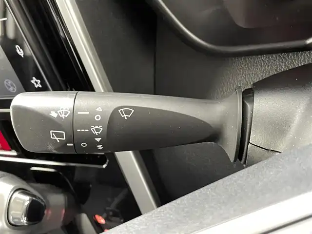 トヨタ ルーミー カスタムG 熊本県 2023(令5)年 1.1万km パールホワイトⅢ 純正9インチディスプレイオーディオ（ＡｐｐｌＣａｒＰｌａｙ・ＡｎｄｒｏｉｄＡｕｔｏ・ＢＴ・フルセグ・ＵＳＢ）/TVキャンセラー/全周囲カメラ　/社外前後ドライブレコーダー　/ビルトインＥＴＣ２．０　/両側パワースライドドア/スマートアシスト/・衝突軽減ブレーキ/・アダブティブクルーズコントロール/・先行車発進お知らせ機能/・レーンキープアシスト/・前後誤発進抑制機能/・標識認識システム/横滑り防止/アイドリングストップ/前後クリアランスソナー　/電動パーキングサポート/ブレーキホールド/純正フロアマット/純正１４インチAW/オートライト/オートマチックハイビーム/LEDヘッドライト/フォグランプ/スマートキー/プッシュスタート/スペアキー1本/保証書/取扱説明書
