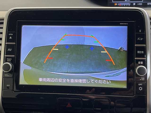 日産 セレナ ハイウェイスター プロパイロットED 愛媛県 2016(平28)年 6.6万km カシミヤグレージュ ９型ナビ/フルセグ／Ｂｌｕｅｔｏｏｔｈ／ＵＳＢ/バックカメラ/後席モニター/衝突軽減ブレーキ/レーダークルーズコントロール/ＥＴＣ/ドライブレコーダー/両側パワースライドドア/前後コーナーセンサー/レーンキープアシスト/LEDヘッドライト
