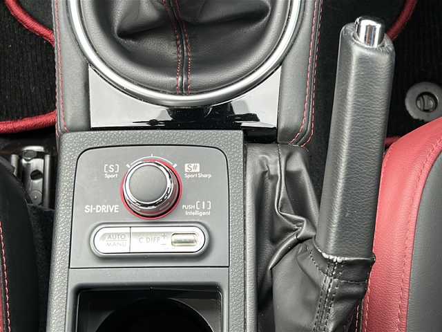 スバル ＷＲＸ ＳＴＩ STI 山口県 2017(平29)年 7.6万km クリスタルホワイトP ワンオーナー/純正DIATONEナビ/DVD/CD/SD/BT/USB/フルセグ/フロント/サイド/バックカメラ/ハーフレザーシート/前席シートヒーター/純正LEDヘッドライト/純正フォグランプ/オートライト/純正１８インチアルミホイール/革巻きステアリング/ステアリングスイッチ/クルーズコントロール/BSM/横滑り防止/SIドライブ/スマートキー/純正フロアマット/ETC/電動格納ウインカードアミラー